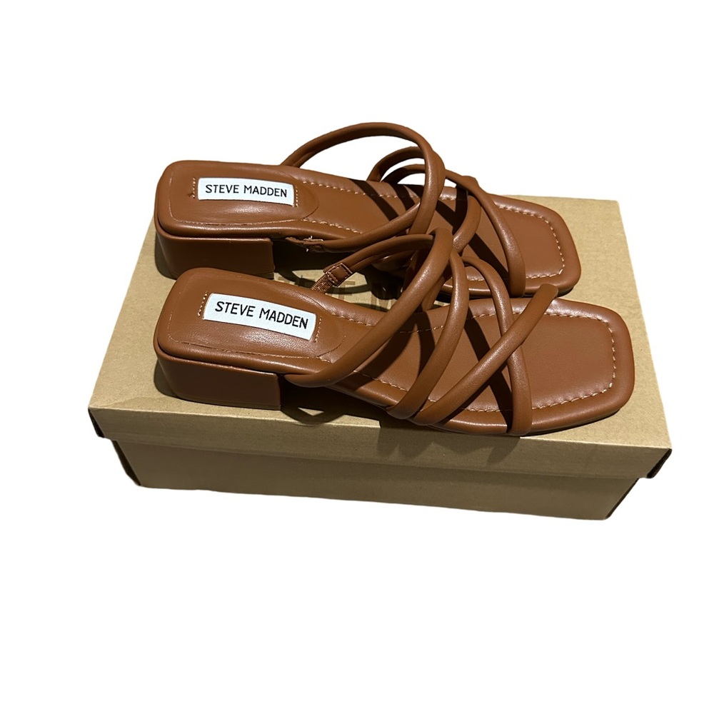 Steve Madden Claudia Sandals Sz 7.5